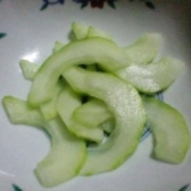 簡単 うりの浅漬け 2種 レシピ 作り方 By 鎌倉梅子 楽天レシピ